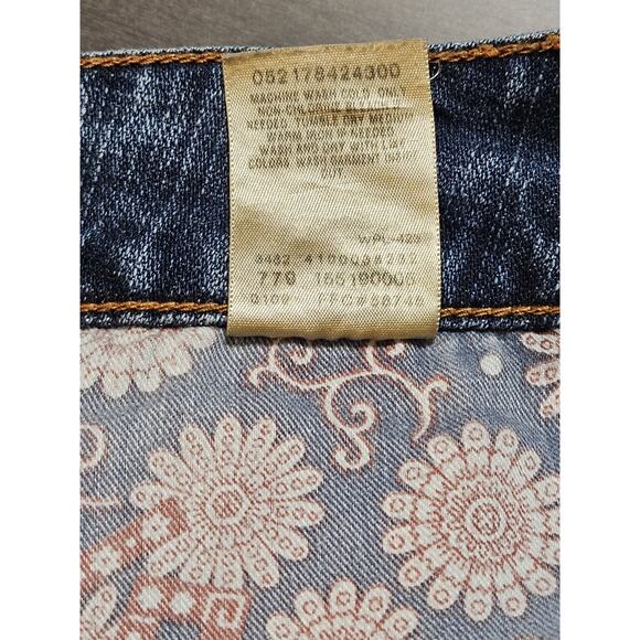 Levi's 526 Jeans Women's Size 12 Blue Slender Boot Cut Mid Rise Double Button - Picture 6 of 9